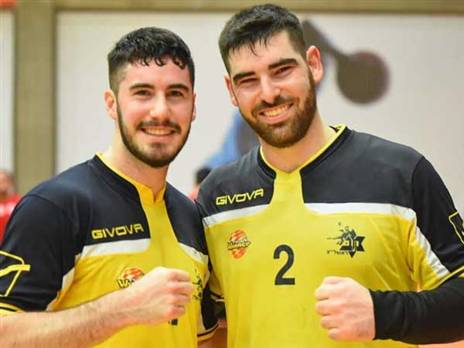 מימין: נציה ובודנהיימר, שני שחקני מכבי ראשל"צ שיצאו לגרמניה (צילום: חן קלדרון)