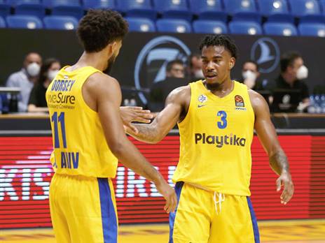 הוכיח שהוא מתאים. ג'ונס (אלן שיבר)