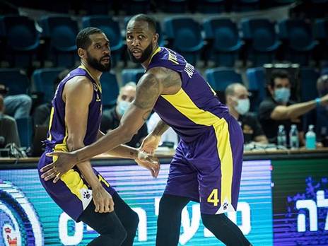 חגיגה סגולה בדרך לגמר גביע ווינר (עודד קרני)