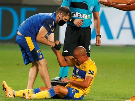 עדיין פצוע, ונמצא בספק. בן חיים (צילום: אלן שיבר)