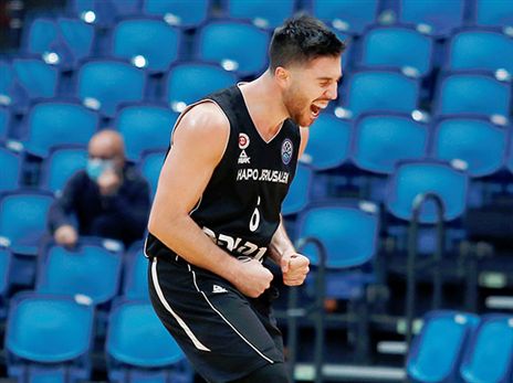 שחקן החודש. בלאט (צילום: אלן שיבר)