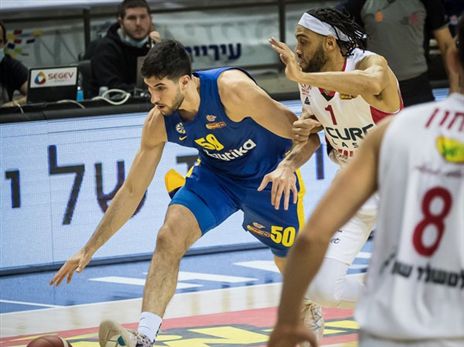 העולה החדשה עשתה צרות (עודד קרני)