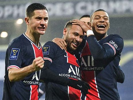 בפעם השמינית ברצף: פ.ס.ז' עם תואר נוסף (getty)