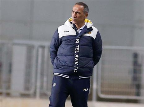 אדריכל ההישג, למרות האכזבה בליגה. דוניס (צילום: אלן שיבר)