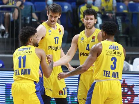 חגיגה צהובה בהיכל (דני מרון)