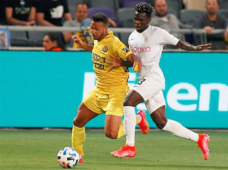 מונטרי קמהאני. צפוי לעזוב (אלן שיבר)