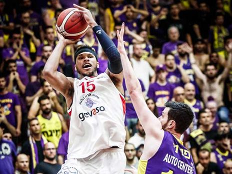 בלאקשיר. שם חם (עודד קרני)