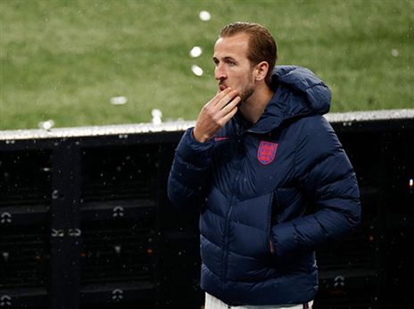 חוגג נגד פפ (Getty)