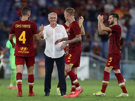 יפגוש קבוצה ישראלית? מוריניו (צילום: Getty)