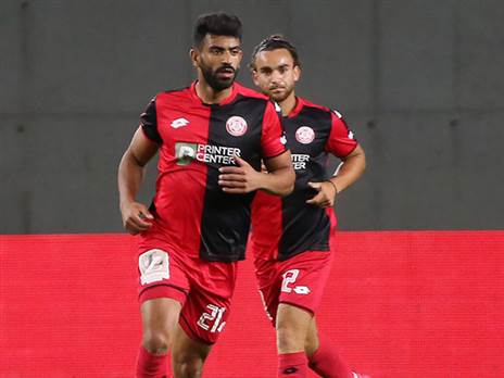 עדיין לא מצא קבוצה. זיקרי (צילום: אודי ציטיאט)