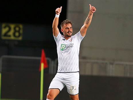 מקסים פלקושצ'נקו. יקבל דקות ראשונות? (אלן שיבר)