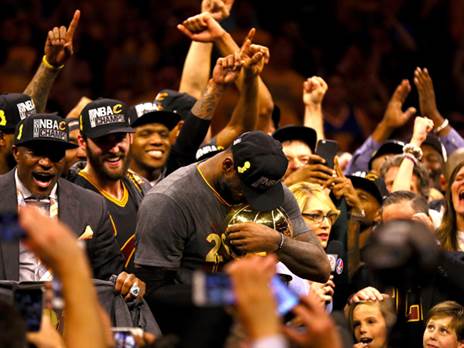 האליפות הגדולה בקריירה של לברון במקום השביעי (GETTY)