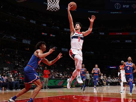 צעדים ראשונים מאז הפציעה. אבדיה (getty)