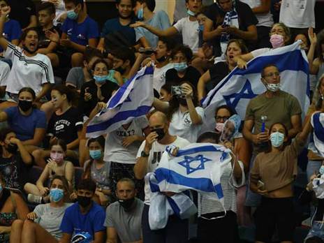 הקהל הגיע לעודד (גלעד קוולרצ׳יק, Gilad Kavalerchik)