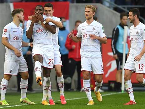 מודסט וקלן חוגגים שוויון דרמטי (GETTY)