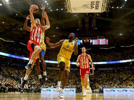 וולטרס נהנה גם בהיכל (GETTY)