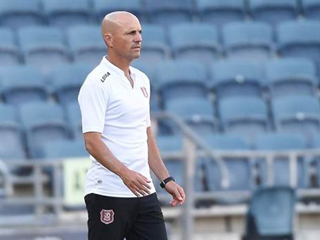 "הולך עם האמת שלו" (ברני ארדוב)