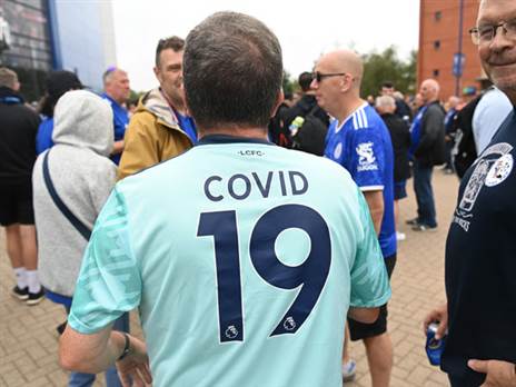 אוהד שלקח את זה צעד אחד קדימה (Getty)