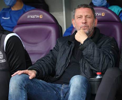 יחזק את ההתקפה? קלינגר (צילום: אודי ציטיאט)