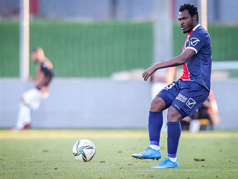 ארנסט מאבוקה. שביעות רצון ממגן הרכש (מאור אלקסלסי)