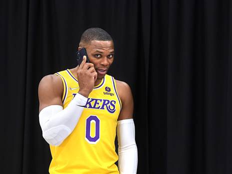 איזה טלפון יצלצל היום? (Getty)