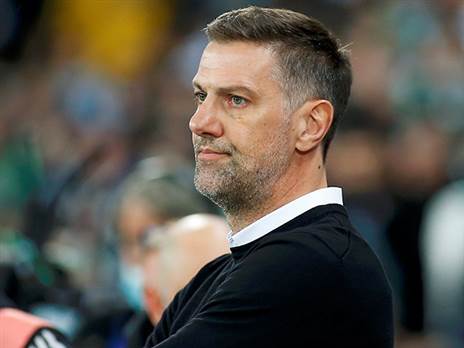 קרסטאיץ'. הביא שינוי (אלן שיבר)