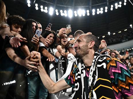 סבב חתימות. קייליני (GETTY)