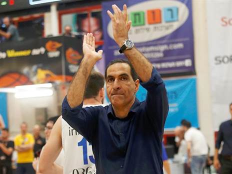 בהרצליה יודעים שצריך להישאר עם הרגליים על הקרקע (אלן שיבר)