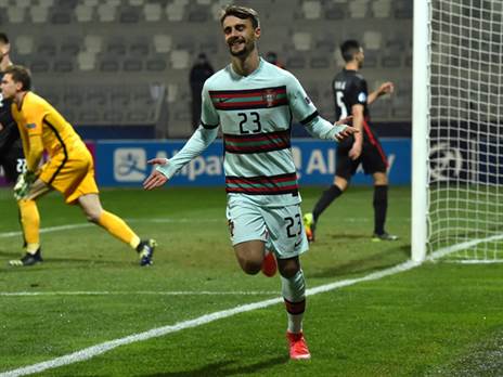 פאביו ויירה. כישרון גדול הצטרף לתותחנים (GETTY)