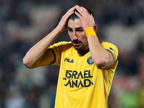 נשאר בארץ. נחמיאס (אלן שיבר)