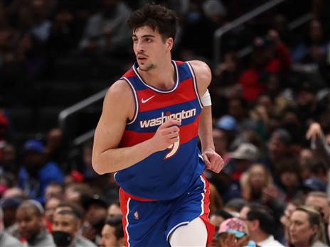 "באובורן בטוחים שינצחו את ישראל". מה אבדיה חושב על זה? (Getty, Patrick Smith)