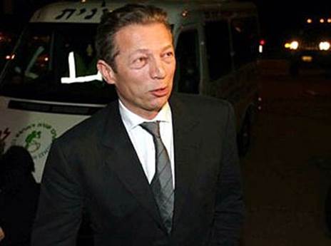 גאידמק. פחות עבד (אלן שיבר)