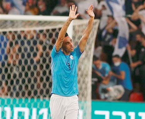 זהבי. עורר סערה (אלן שיבר)