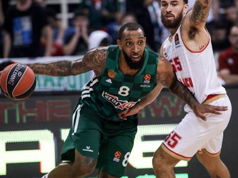 דריק וויליאמס. רק כמעט (Panagiotis Moschandreou/Euroleague Basketball via Getty Images)