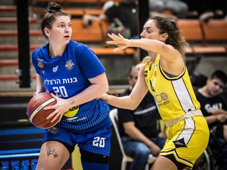 זמברוטה מול רוטברג (קרדיט: עודד קרני, מנהלת ליגת העל לנשים בכדורסל)