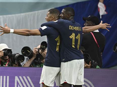 שפכו מים כרים (ErÃ§in ErtÃ¼rk/Anadolu Agency via Getty Images)