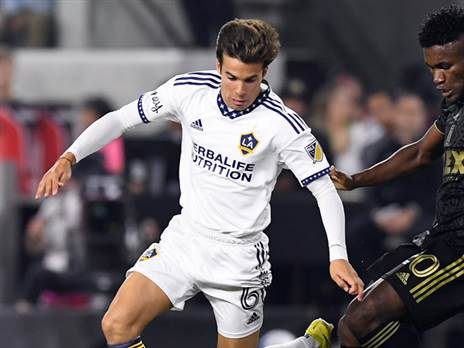 ריקי פוץ'. נפלט לארה"ב (Getty)