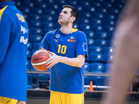 "היה שם במשחק קובע פעם אחר פעם". פניני (עודד קרני)