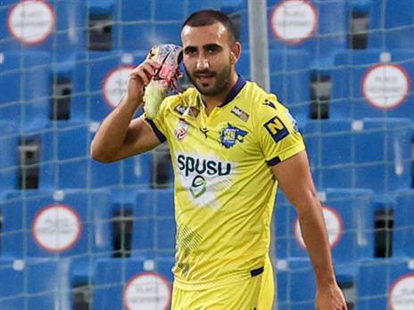 במדי סנט פולטן. ממליץ לכל שחקן לנסות לצאת לחו"ל (Getty)