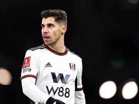 ברצלונה עוקבת (GETTY)