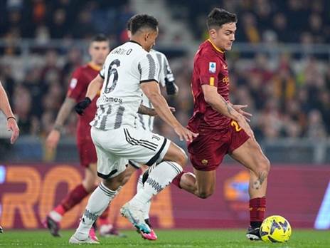 נגד יובה, לא רק על הדשא (Getty)