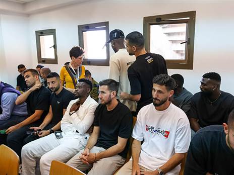 סוער בבית הדין (אלן שיבר)