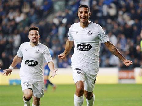 "עלינו ליגה, כל היתר לא מעניין". מכבי פ"ת (צילום: קובי אליהו)