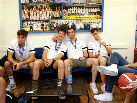 "הישג מטורף" (אלן שיבר)