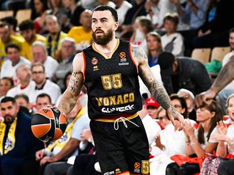 "העליב את המאמן" (GETTY)