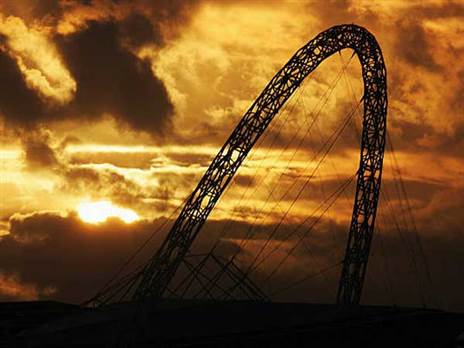 הקשתות לא יוארו (GETTY)