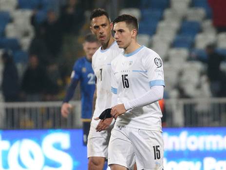 קצת פחות ציפיות, גלוך (אלן שיבר)