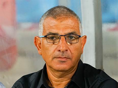 אימן בכמה קדנציות בהפועל ר