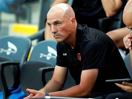 אריה. "הוא בחר בהפועל ירושלים" (אלן שיבר)