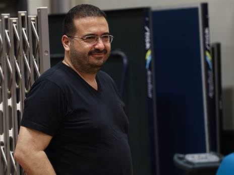 עופר ינאי מאוד מעורב (דני מרון)